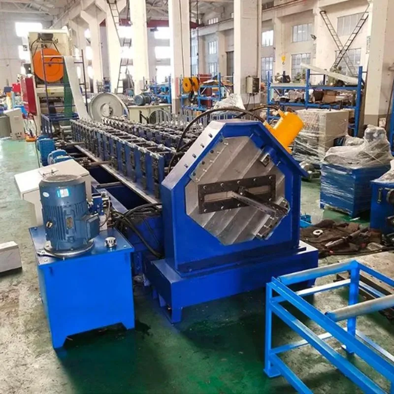 Máquina perfiladora automática de bandejas portacables